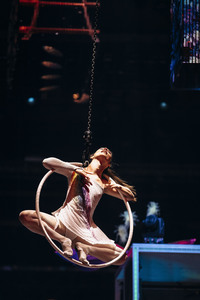 Eisrevue 'Holiday on Ice - Horizons' in Erfurt