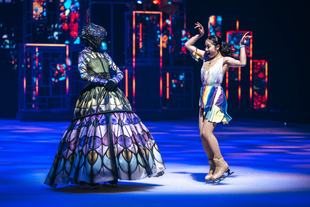 Eisrevue 'Holiday on Ice - Horizons' in Erfurt