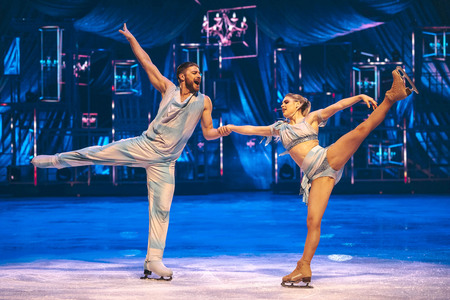 Eisrevue 'Holiday on Ice - Horizons' in Erfurt