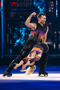 Eisrevue 'Holiday on Ice - Horizons' in Erfurt