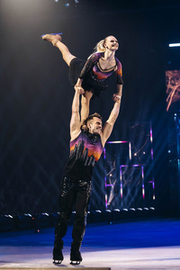 Eisrevue 'Holiday on Ice - Horizons' in Erfurt