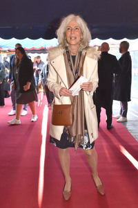 Circus Krone Premiere 'Farbenspiel - Gold Edition' in München