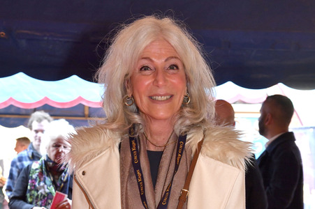 Circus Krone Premiere 'Farbenspiel - Gold Edition' in München