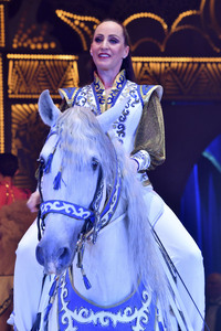 Circus Krone Premiere 'Farbenspiel - Gold Edition' in München