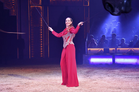 Circus Krone Premiere 'Farbenspiel - Gold Edition' in München