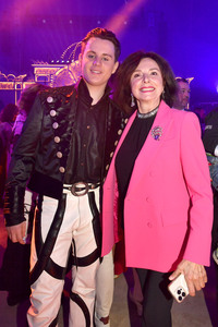 Circus Krone Premiere 'Farbenspiel - Gold Edition' in München