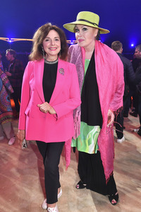 Circus Krone Premiere 'Farbenspiel - Gold Edition' in München