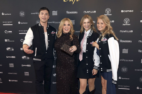 Eröffnung vom Schlager Cafe Düsseldorf in Düsseldorf