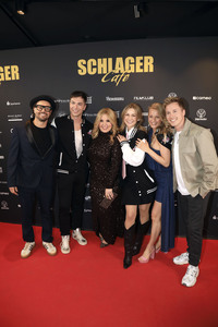 Eröffnung vom Schlager Cafe Düsseldorf in Düsseldorf