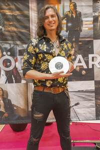 Björn Martins bei der Albumveröffentlichung 'Gold' im Kornmarkt-Center. Bautzen, 11.04.2025