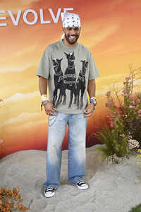 Revolve Festival 2025 in Thermal