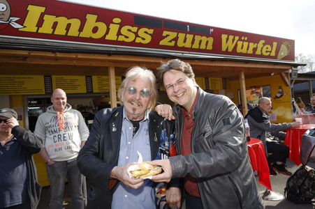 Frank Zander präsentiert 'Zander im Brötchen' in Berlin