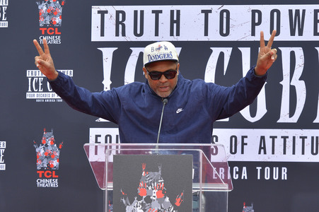 Hand and Footprint Ceremony mit Ice Cube in Los Angeles