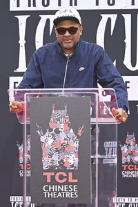 Hand and Footprint Ceremony mit Ice Cube in Los Angeles