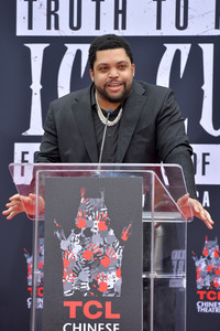 Hand and Footprint Ceremony mit Ice Cube in Los Angeles