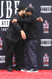 Hand and Footprint Ceremony mit Ice Cube in Los Angeles