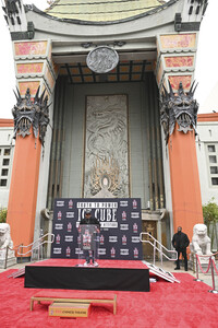 Hand and Footprint Ceremony mit Ice Cube in Los Angeles