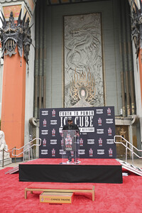 Hand and Footprint Ceremony mit Ice Cube in Los Angeles