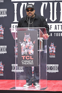 Hand and Footprint Ceremony mit Ice Cube in Los Angeles