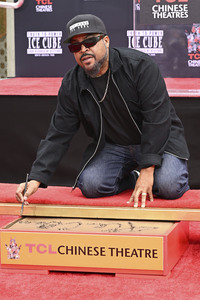 Hand and Footprint Ceremony mit Ice Cube in Los Angeles