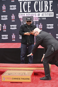 Hand and Footprint Ceremony mit Ice Cube in Los Angeles