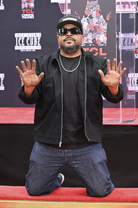 Hand and Footprint Ceremony mit Ice Cube in Los Angeles