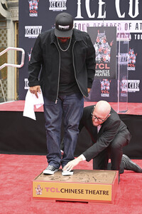 Hand and Footprint Ceremony mit Ice Cube in Los Angeles