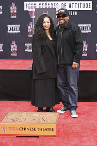 Hand and Footprint Ceremony mit Ice Cube in Los Angeles