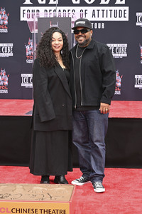 Hand and Footprint Ceremony mit Ice Cube in Los Angeles