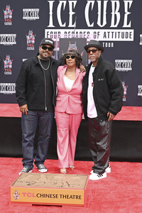 Hand and Footprint Ceremony mit Ice Cube in Los Angeles