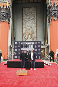 Hand and Footprint Ceremony mit Ice Cube in Los Angeles