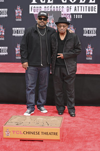 Hand and Footprint Ceremony mit Ice Cube in Los Angeles