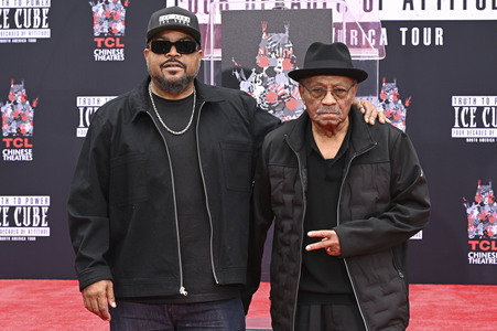 Hand and Footprint Ceremony mit Ice Cube in Los Angeles