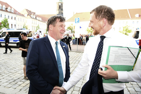 Michael Kretschmer vor Demo gegen Windanlagen in Großenhain