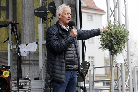 Demonstration 'Friedensprozession' in Dresden