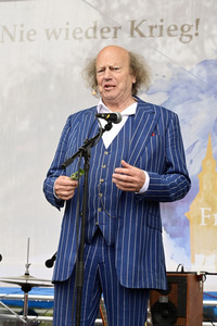 Demonstration 'Friedensprozession' in Dresden