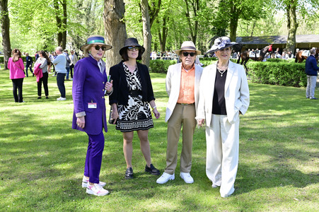 Große Saisoneröffnung 2025 auf der Rennbahn Hoppegarten in Berlin
