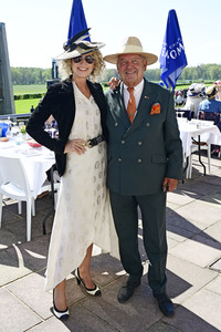 Große Saisoneröffnung 2025 auf der Rennbahn Hoppegarten in Berlin