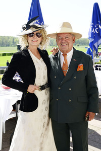 Große Saisoneröffnung 2025 auf der Rennbahn Hoppegarten in Berlin