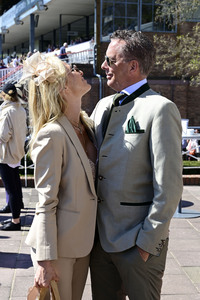 Große Saisoneröffnung 2025 auf der Rennbahn Hoppegarten in Berlin