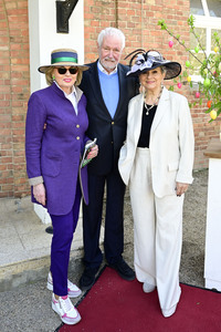 Große Saisoneröffnung 2025 auf der Rennbahn Hoppegarten in Berlin