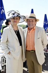 Große Saisoneröffnung 2025 auf der Rennbahn Hoppegarten in Berlin