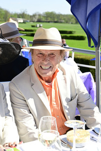 Große Saisoneröffnung 2025 auf der Rennbahn Hoppegarten in Berlin