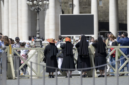 Trauer um Papst Franziskus in Rom