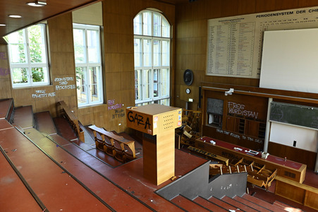 Schäden in Hörsaal der Humboldt-Universität nach propalästinensischen Protesten in Berlin