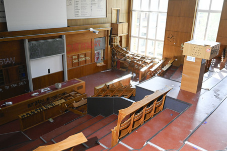 Schäden in Hörsaal der Humboldt-Universität nach propalästinensischen Protesten in Berlin