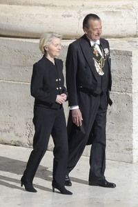 Trauermesse für Papst Franziskus in der Vatikanstadt