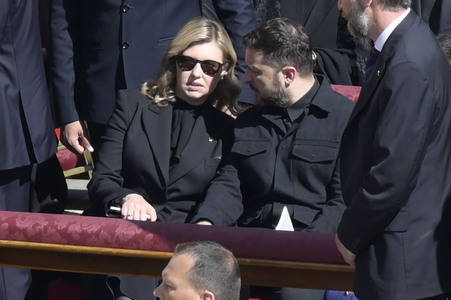 Trauermesse für Papst Franziskus in der Vatikanstadt