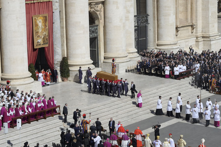 Trauermesse für Papst Franziskus in der Vatikanstadt