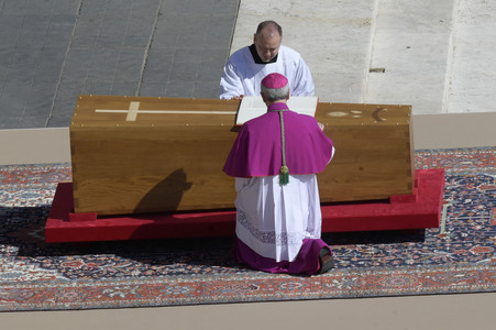 Trauermesse für Papst Franziskus in der Vatikanstadt